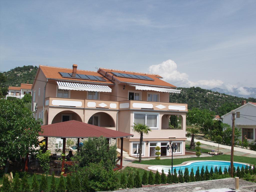 Apartments Stengl Barbat na Rabu Exterior photo